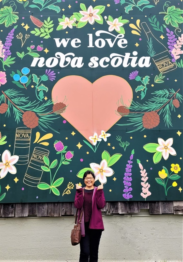 Sightseeing in Halifax and Dartmouth – Dahlias, Seafood and More